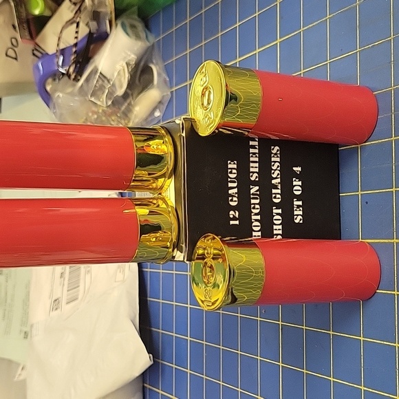 Set of 4 12 Gauge Red & Gold Shotgun Shell Shot Glasses - Picture 1 of 7